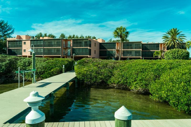 Coquina Moorings Two Bedroom Apartment, 102 Bradenton Beach Bagian luar foto